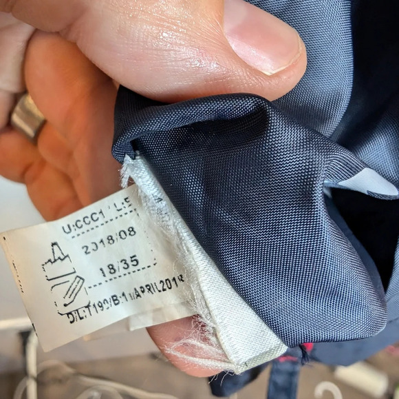 Quechua Foldable Dark Blue Raincoat Woman Medium to Large - Picture 4 of 7